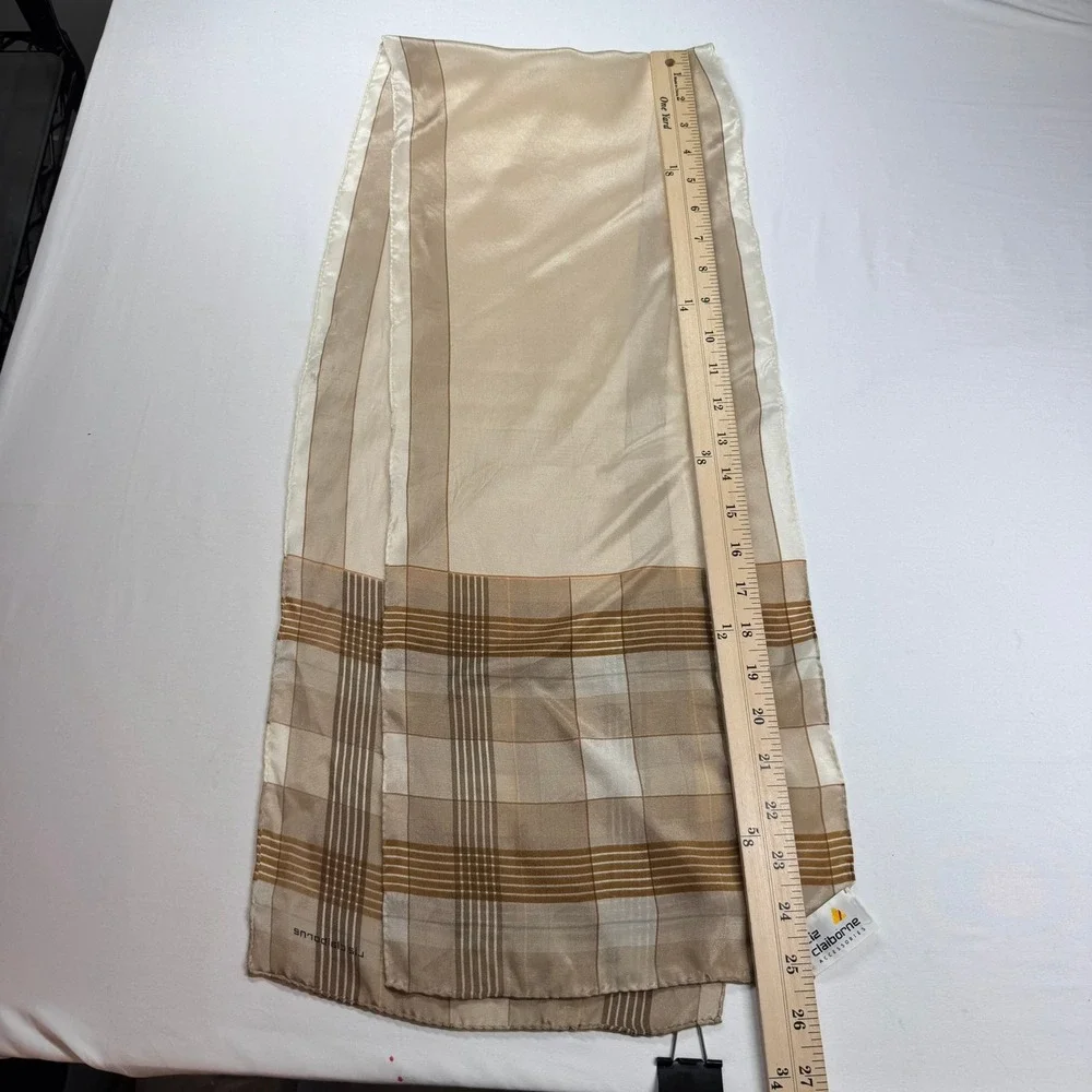 Liz Claiborne liz claiborne